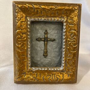 Belinda Miley Shadow Box jeweled‎ cross, collection 2004, house blessing